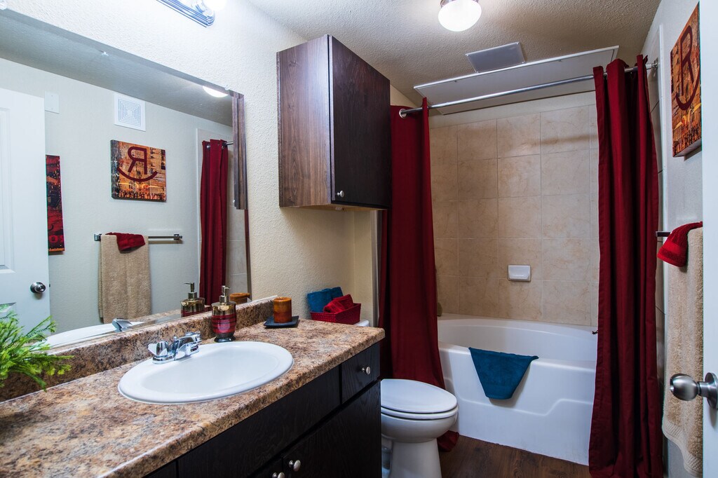 Lodge at Guadalupe Apartments LP in New Braunfels, TX