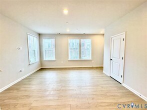 13327 Coalfield Station Ln in Midlothian, VA - Building Photo - Building Photo