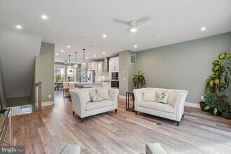 1641 Bandit Loop in Reston, VA - Building Photo - Building Photo