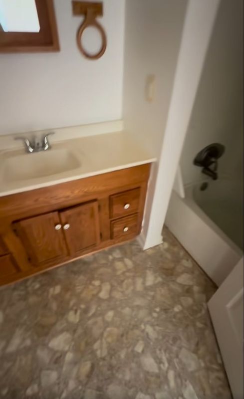 9303 Bell Haven Ln in Marshall, VA - Building Photo - Building Photo