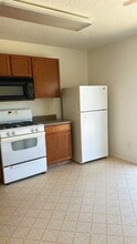 9623 Gemstone Rd SW in Albuquerque, NM - Building Photo - Building Photo