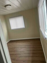 6614 1/2 Ajax Ave in Bell Gardens, CA - Building Photo - Building Photo