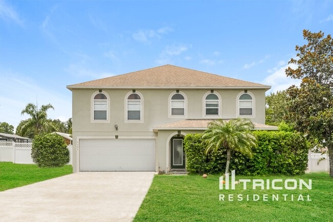 property at 1795 Sunset Ridge Dr