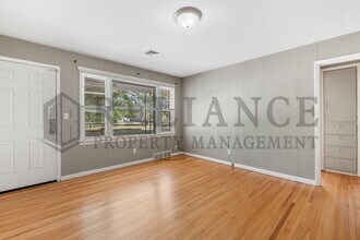 2511 Woodland N in Wichita, KS - Building Photo - Building Photo