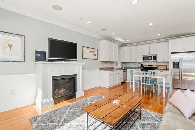 269 Emerson St in Boston, MA - Building Photo - Building Photo
