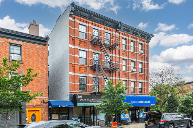 425 Court St in Brooklyn, NY - Building Photo - Building Photo