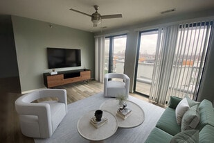 River Rock Apartments in Mishawaka, IN - Building Photo