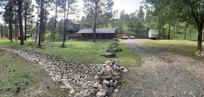213 White Mountain Meadows Dr in Ruidoso, NM - Building Photo - Building Photo