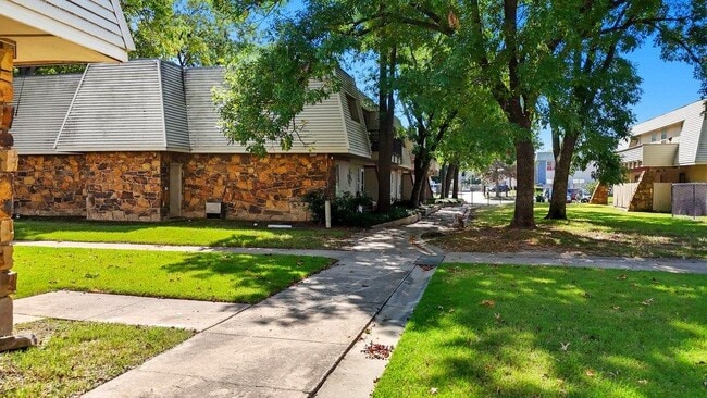 property at 6619 S Zunis Ave