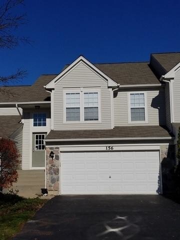 156 W Chatham Ln in Round Lake, IL - Foto de edificio