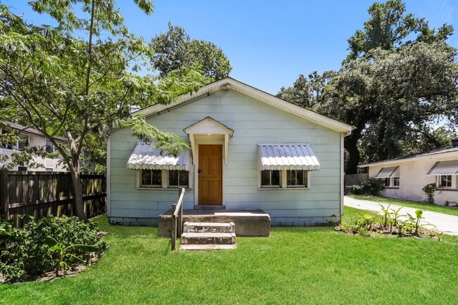 property at 2159 Aberdeen Ave