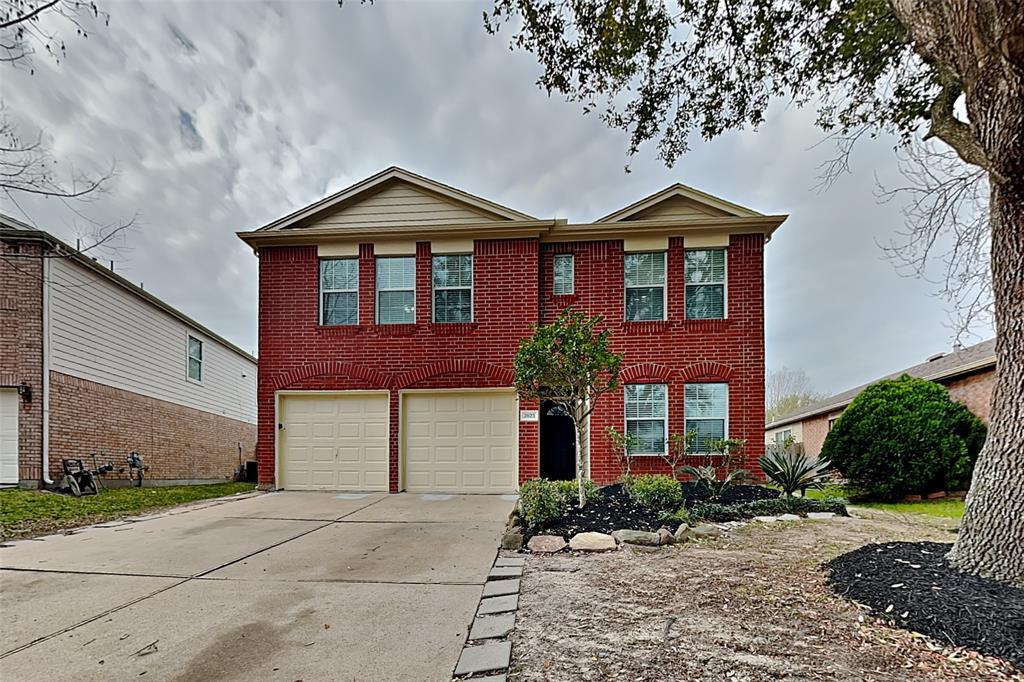 2823 Foster Hill Dr in Houston, TX - Building Photo