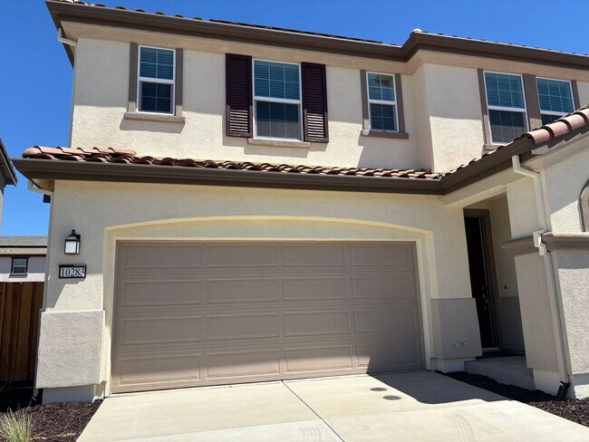 10283 Maribel Wy in Elk Grove, CA - Building Photo - Building Photo