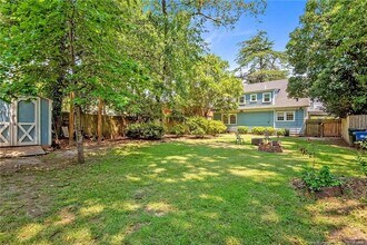 1717 Fort Bragg Rd in Fayetteville, NC - Building Photo - Building Photo