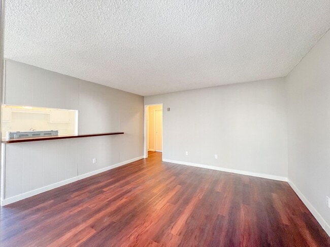 4331 Green Ave, Unit B in Los Alamitos, CA - Building Photo - Building Photo