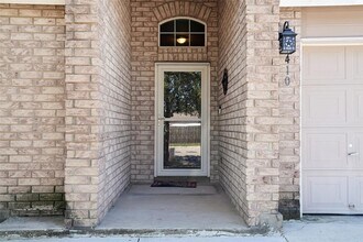 410 S Water Ln in New Braunfels, TX - Building Photo - Building Photo