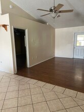 709 N Rockingham Ave-Unit -Tavares  3 bedroom 2 bath home. in Tavares, FL - Foto de edificio - Building Photo