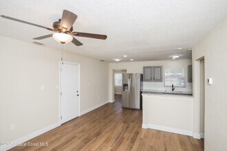 1286 Hollywood Dr in Melbourne, FL - Building Photo - Building Photo