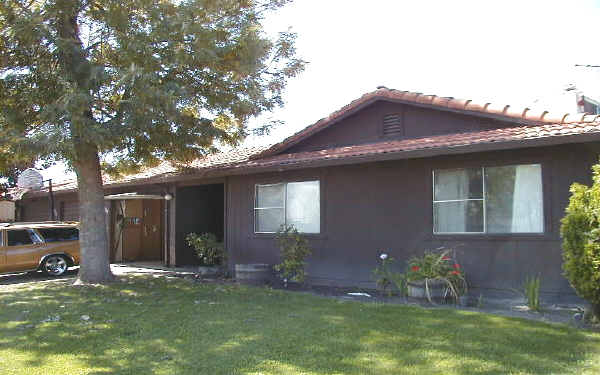 9125 West Ln in Stockton, CA - Building Photo