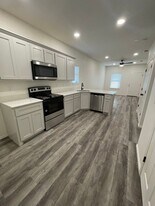 265-267 Chisholm Trail in Reno, TX - Building Photo