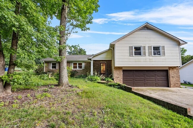 5024 Timbrook Ln