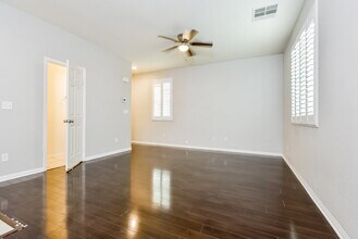 3919 N Zodiacal Light St in Las Vegas, NV - Building Photo - Building Photo