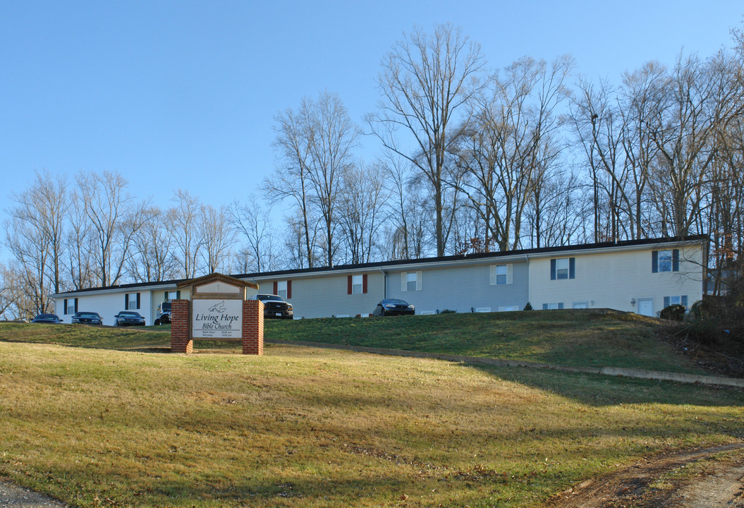 East Pea Ridge Mall Apartments in Huntington, WV - Building Photo