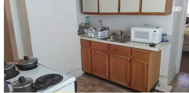1469 W 112th St in Cleveland, OH - Foto de edificio - Interior Photo