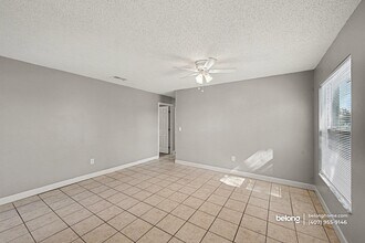 2756 Locksley Rd in Melbourne, FL - Foto de edificio - Building Photo