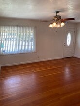 640 Jefferson Ave in Los Banos, CA - Building Photo - Building Photo