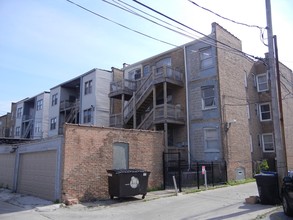 8244 S Vernon Ave in Chicago, IL - Building Photo - Other