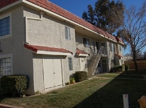 IMPRESSIONS APARTMENTS in Palmdale, CA - Building Photo - Building Photo