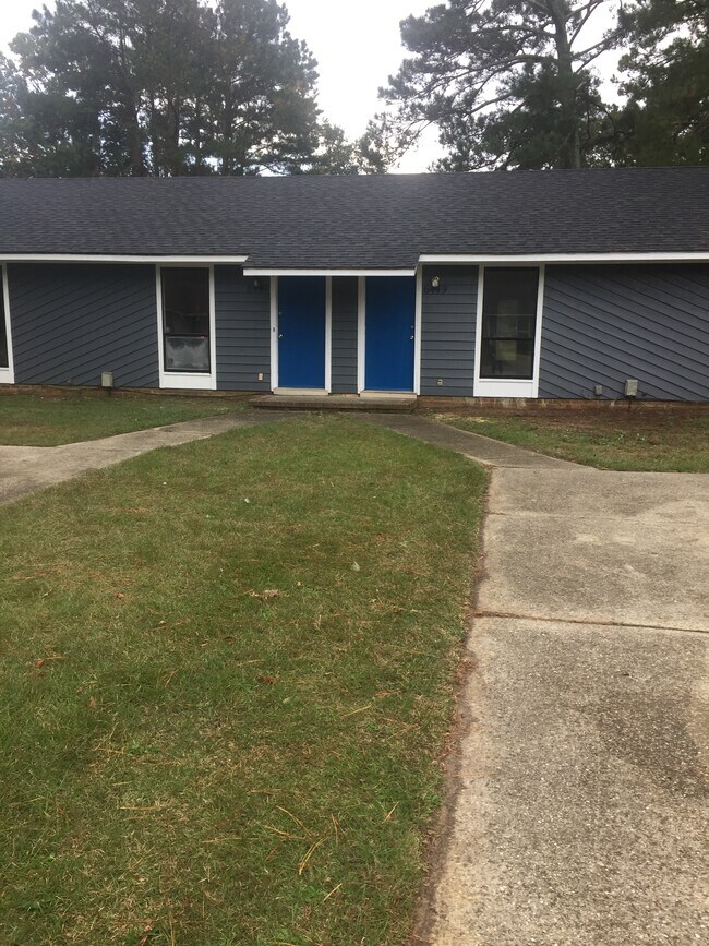 6447 Rockford Drive Rentals in Fayetteville, NY