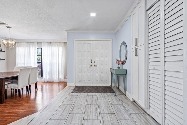 10102 Crosswind Rd in Boca Raton, FL - Building Photo - Building Photo