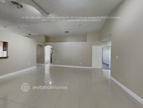 1001 NW 125th Terrace in Sunrise, FL - Foto de edificio - Building Photo