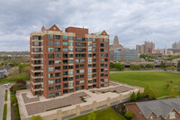 Admiral's Walk Condominiums in Buffalo, NY - Building Photo - Building Photo