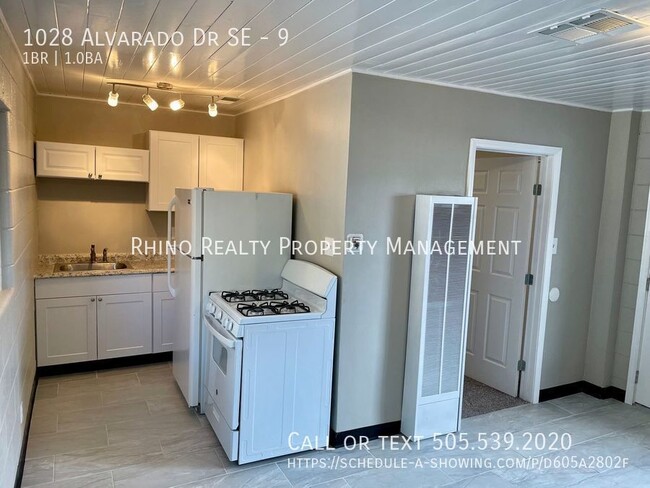 1028 Alvarado Dr SE in Albuquerque, NM - Building Photo - Building Photo