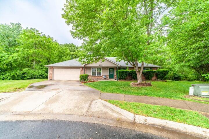2801 Shingo Ct in Columbia, MO - Building Photo