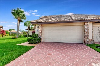 8224 Cassia Dr in Boynton Beach, FL - Building Photo - Building Photo