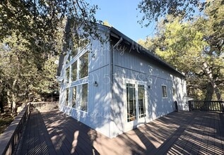 21880 Phoenix Lake Rd in Sonora, CA - Building Photo - Building Photo