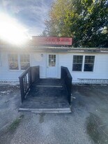 374 NH-125 in Exeter, NH - Building Photo