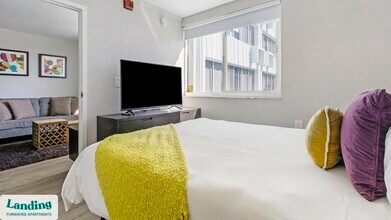 305 Dr. M.L.K. Jr St S, Unit 632 in St. Petersburg, FL - Foto de edificio - Building Photo