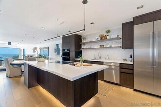 135 S Sierra Ave, Unit 32 in Solana Beach, CA - Building Photo - Building Photo