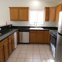 499 Coronado Ct in Clifton, CO - Building Photo