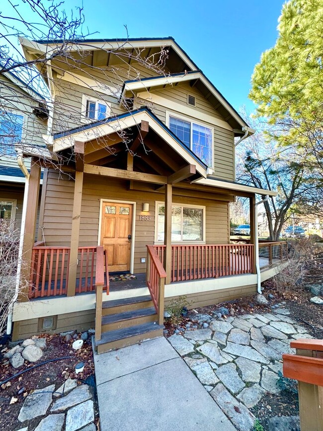 1889 NW Monterey Pines Dr