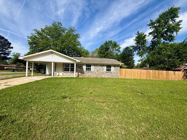 property at 2017 Fairfield Dr