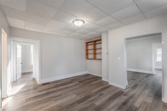 201 14th St, Unit #1 in Winona Lake, IN - Foto de edificio - Building Photo