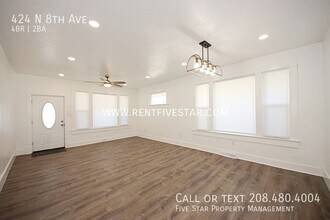 424 N 8th Ave in Pocatello, ID - Building Photo - Building Photo