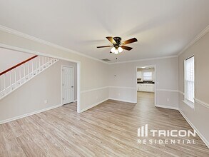6025 Spanish Moss Ln in Charlotte, NC - Building Photo - Building Photo
