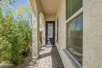 3310 E Los Gatos Dr in Phoenix, AZ - Building Photo - Building Photo